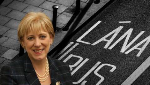 Minister Humphreys and Background of bus lane